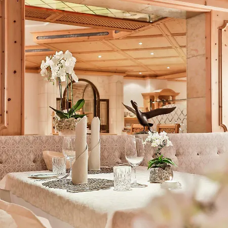 Hotel Haus Homann 4*